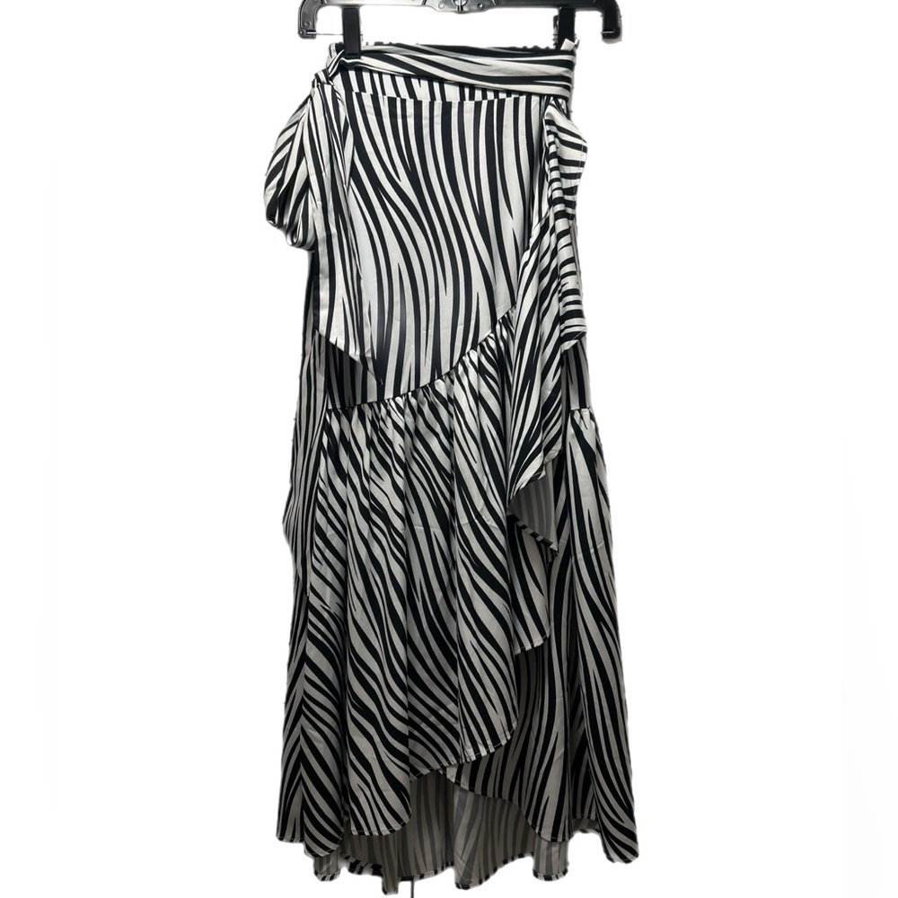 Black and White Asymmetrical Maxi Skirt with Ruffles by Steps New York, Size S